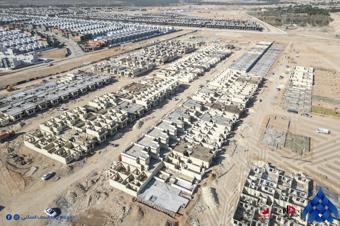 اعمال الشتايكر في الأسطح واعمال اللبخ الداخلي بالمرحلة الاولى مستمرة في مجمع المرتضى